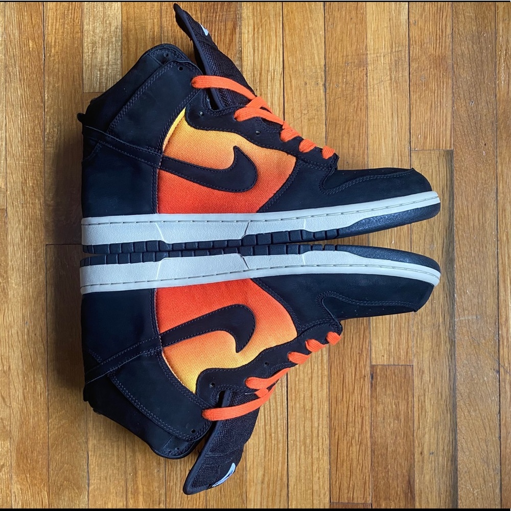 Nike Dunk High Premium ‘Black/Sunset’- size 10M